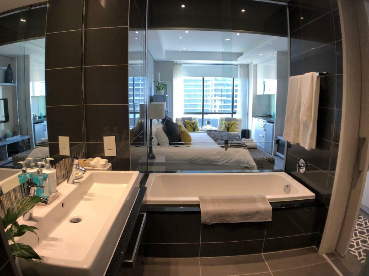 Sandton Skye Suites Joanesburgo Exterior foto